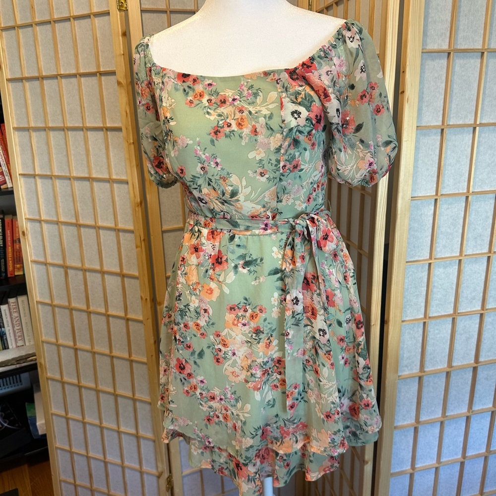 Kohl's Pink and green Puff Sleeve Mini dress NWT